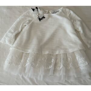 White Girls Rare Editions Dress in Size 2T lace ruffle bottom and White Flower